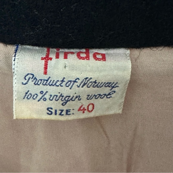 Vintage Wool Coat - Picture 6 of 8